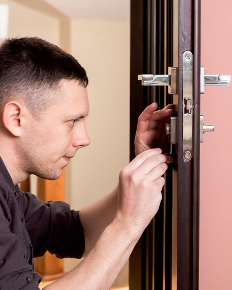 : Professional Locksmith For Commercial And Residential Locksmith Services in Port Charlotte, FL