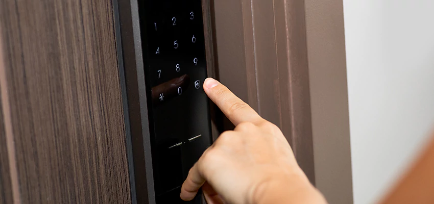 Smart Electric Locks Replacement Services in Port Charlotte, FL